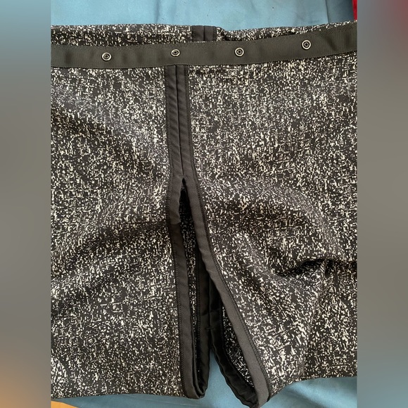 Lululemon Vinyasa wrap scarf - Picture 3 of 5